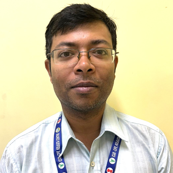 Dr. Suman Manna